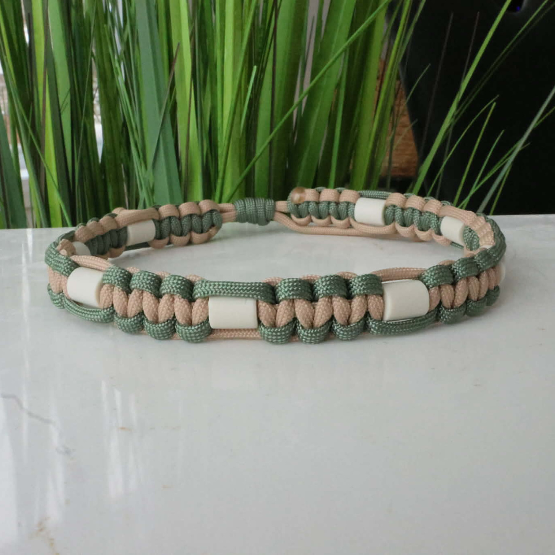 MERAKI | Collier EM taupe - Protection naturelle tiques pour chiens